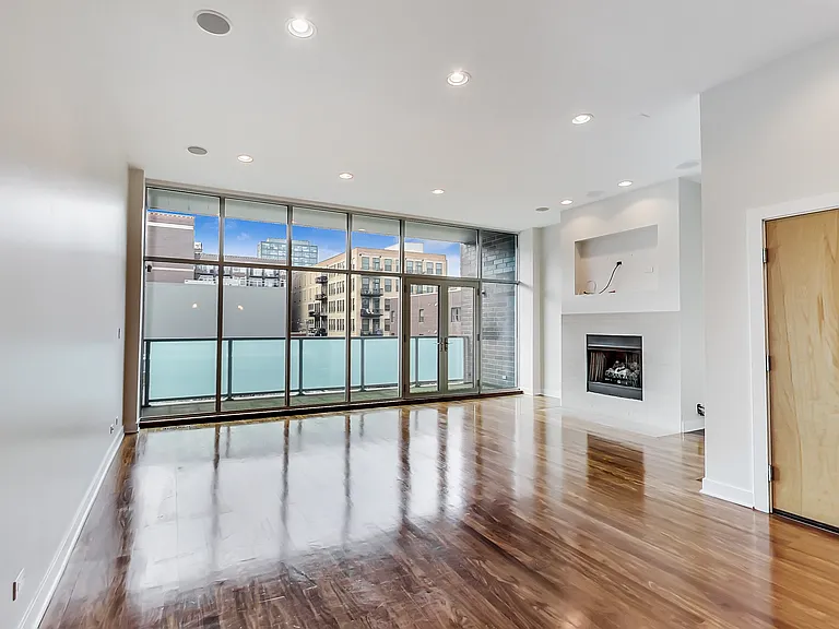 1010 W Monroe St #3 — Photo 8