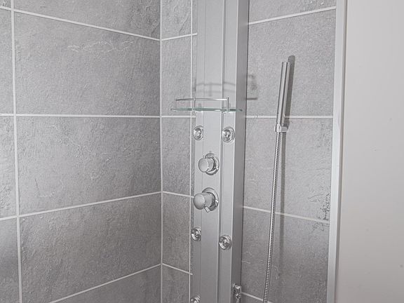 5th image of 2135 N 20th St #130