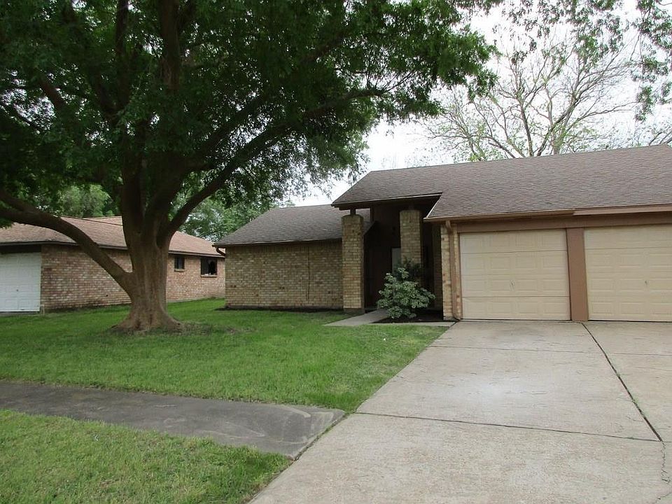 1st image of 631 Stephanie Dr