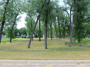 2401&2806 Langer Way, Bismarck, ND 58504