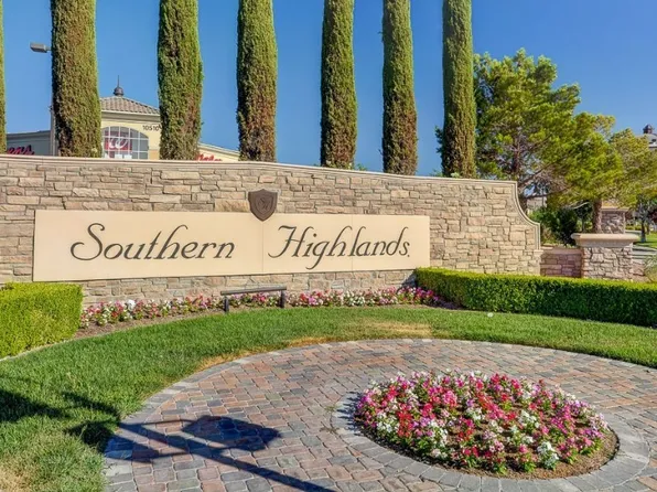 12 Pebble Hills Ct, Las Vegas, NV 89141