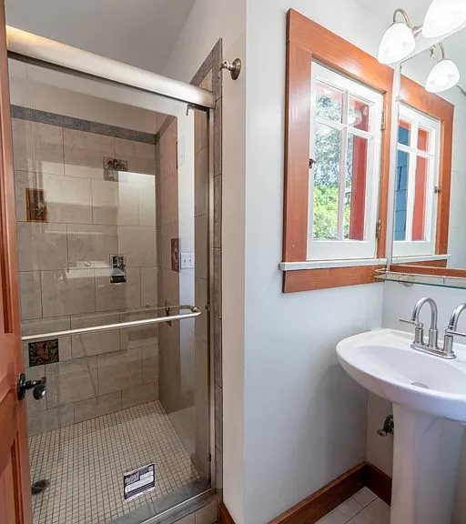 89 E Alegria Ave — Photo 21