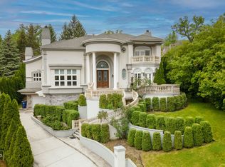 355 Flagg Ct, Hinsdale, IL