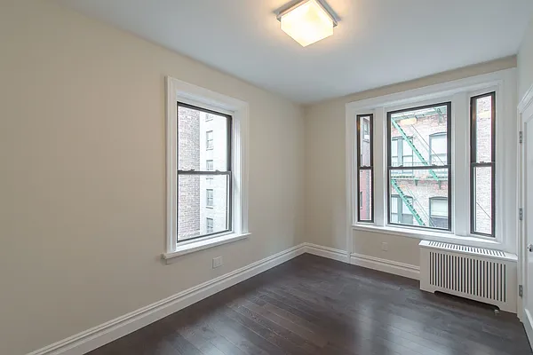 Rented by Compass | media 2