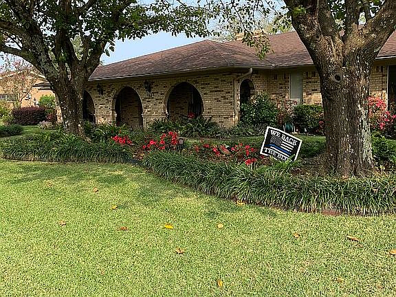 5th image of 1625 Lakeshore Dr