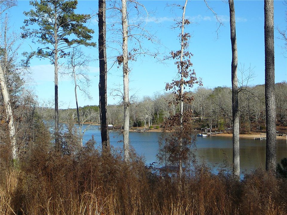 2nd image of 146 Waterside Dr