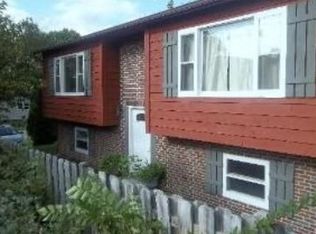 345 Alpine Dr, Round Lake, IL 60073