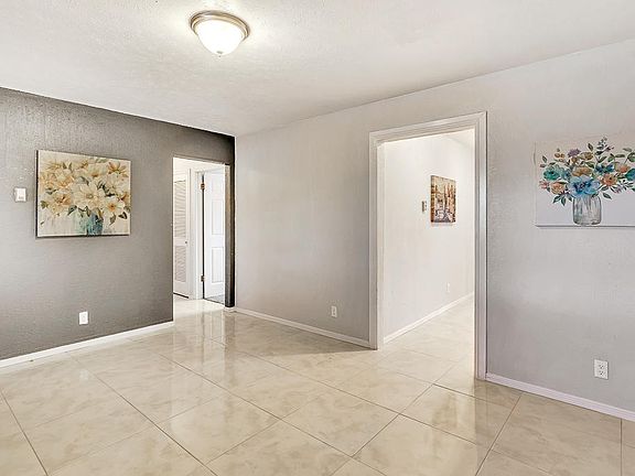 3rd image of 5608 Fairbanks Dr