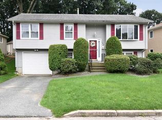 106 Midvale Ave, Cranston, RI 02920