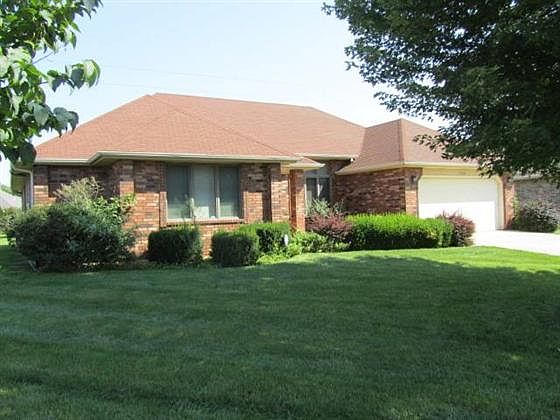 1st image of 1929 E Shady Glen Dr
