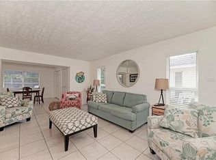743 Birdsong Ln, Sarasota, FL 34242