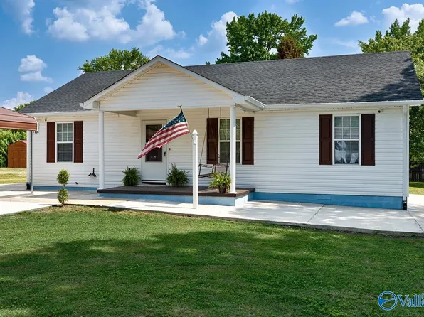 26648 2nd St, Ardmore, AL 35739