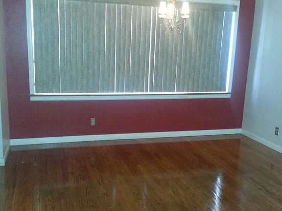 2nd image of 10406 Seaton Dr