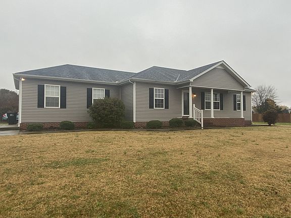 4th image of 3203 Meadowhill Dr