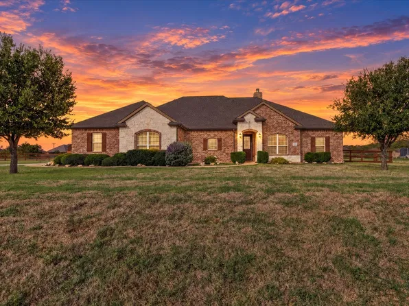 5640 Wilton Ter, Justin, TX 76247