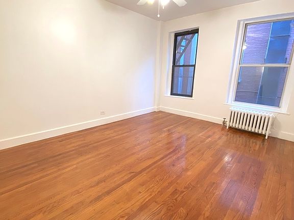 2nd image of 928 3rd Ave #3