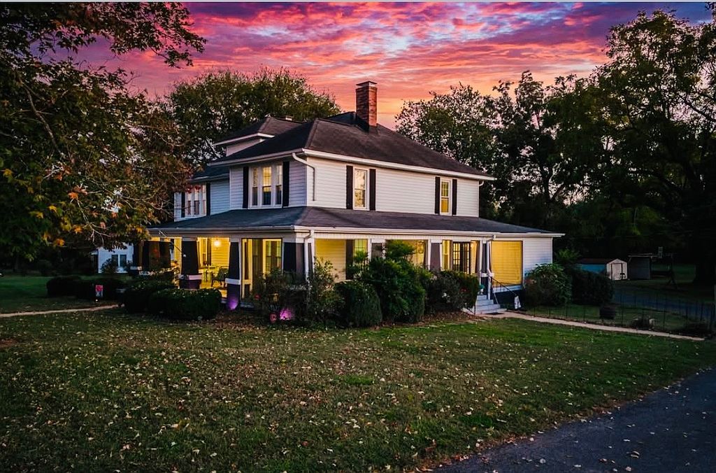 2461 Startown Rd - Property Image