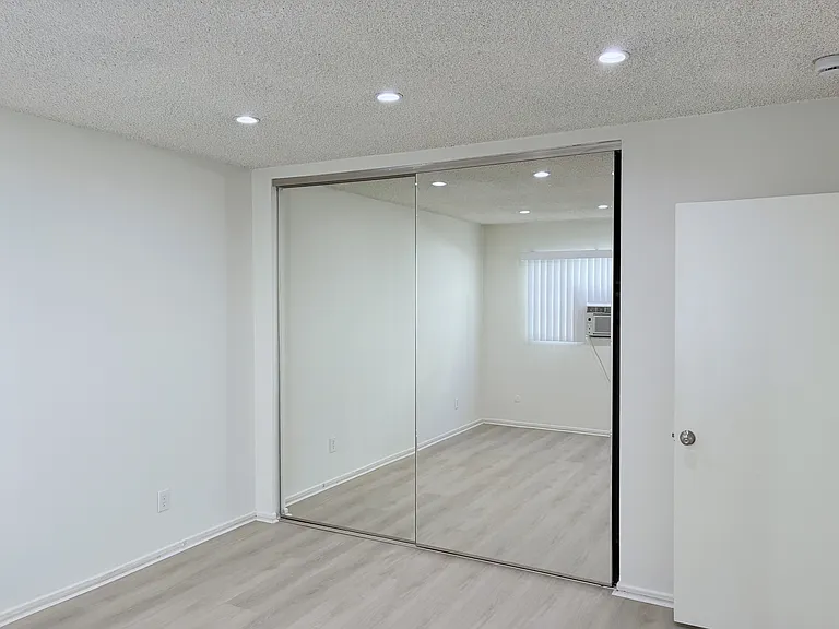1015 E Lomita Ave #2 — Photo 9