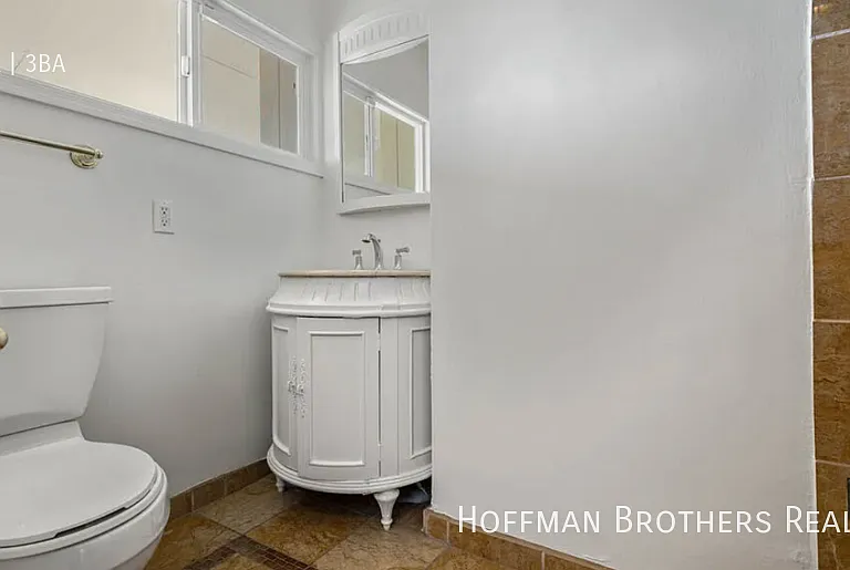 1222 Daniels Dr — Photo 15