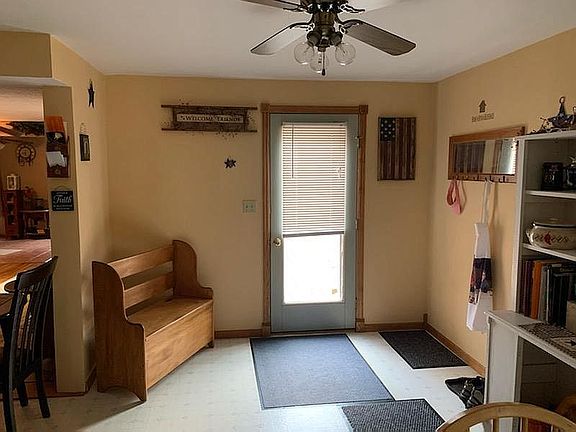 4th image of 222 W Lawton Dr
