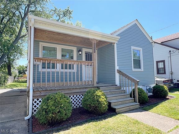 4th image of 1125 W 19th St