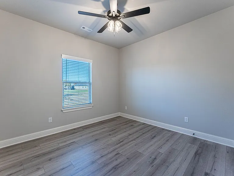 2312 John Montgomery Cir — Photo 30