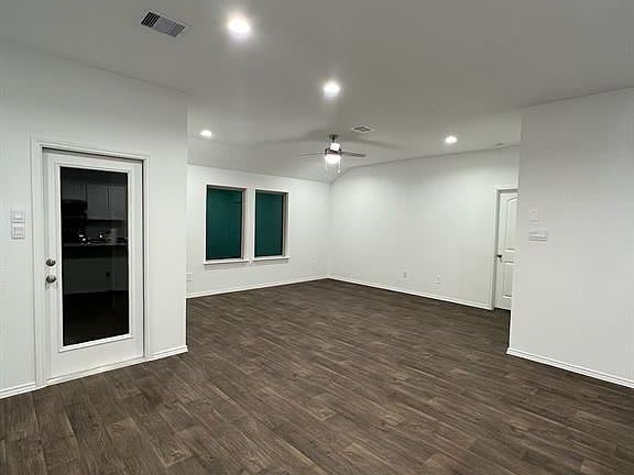 4th image of 20268 Portbec Dr