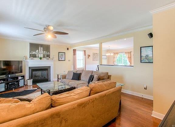 5th image of 1720 Leslie Ln