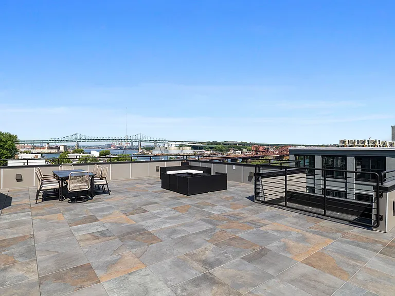 101 Condor St #205 — Photo 23
