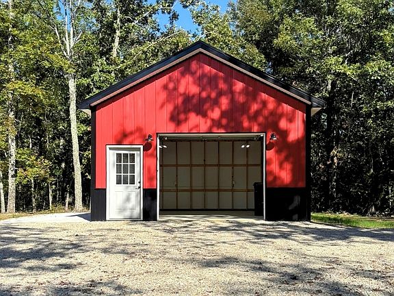 4th image of 72 Cozy Cabin Rd