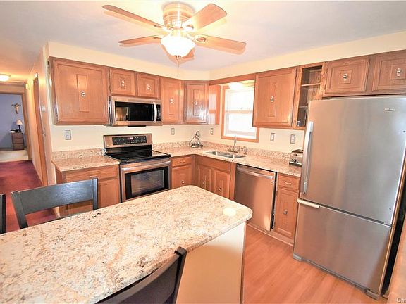 5th image of 840 Orchard Dr