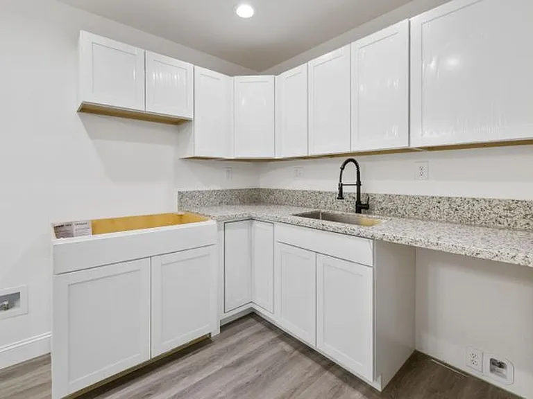 1406 W Roosevelt Ave — Photo 20