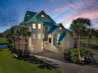 425 Island Way, Port Arthur, TX 77640