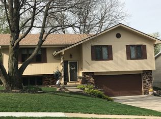 15743 Orchard Ave, Omaha, NE 68135