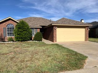 1505 Yorkshire Ave, Wolfforth, TX 79382