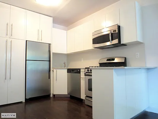 Rented by Native Real Estate LLC | media 32