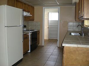 1st image of 1645 Valencia Dr
