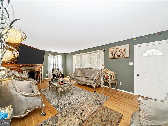 4th image of 16706 Cedarforest Rd