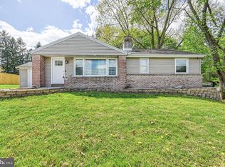 304 Gibbel Rd, Harrisburg, PA 17112