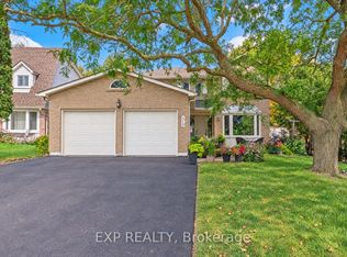 515 London Rd, Newmarket, ON L3Y6E4