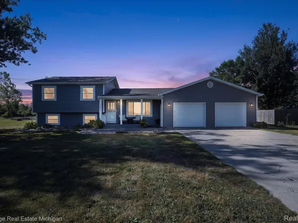 7225 Baldwin Rd, Swartz Creek, MI 48473
