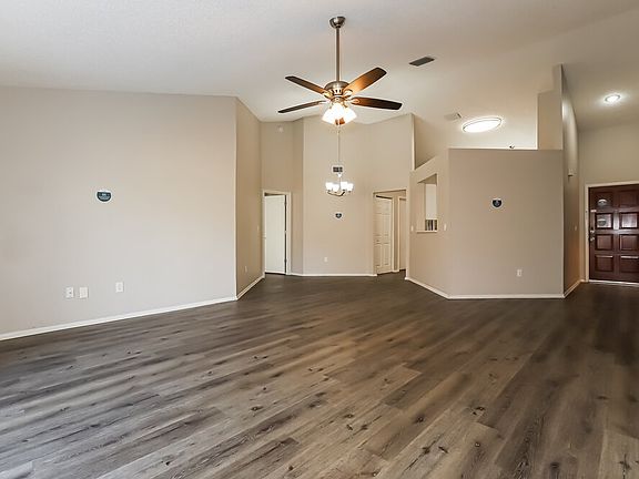 5th image of 11504 Smokethorn Dr
