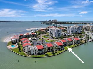 868 Bayway Blvd APT 105, Clearwater, FL 33767