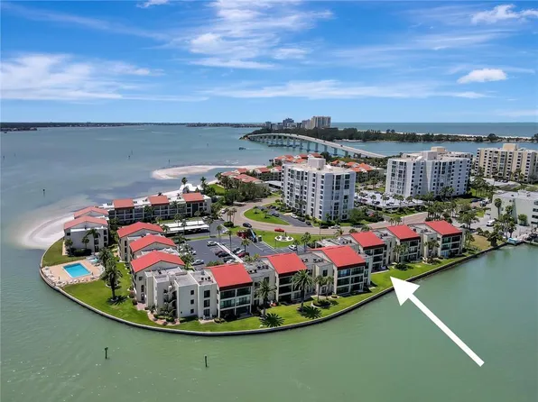 868 Bayway Blvd APT 105, Clearwater, FL 33767