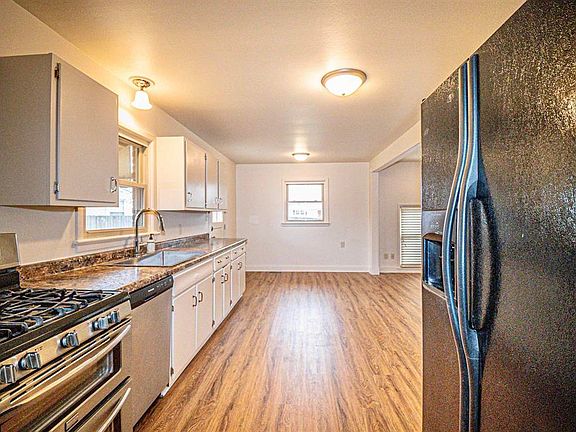 5th image of 1624 Navajo Dr