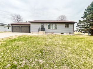 116 Jefferson Ave, Volga, SD 57071