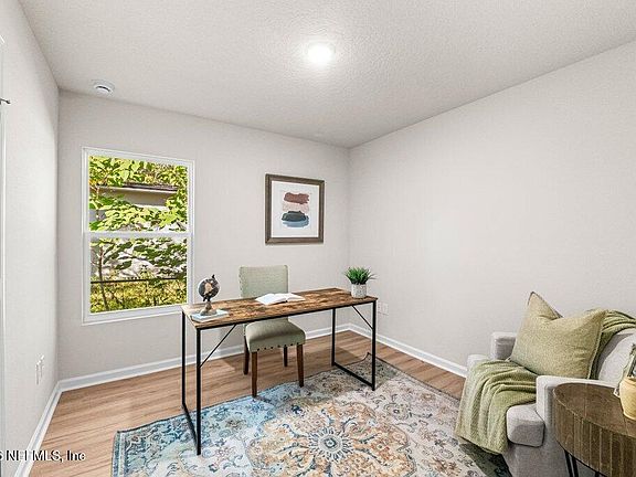 5th image of 210 W 54TH Street