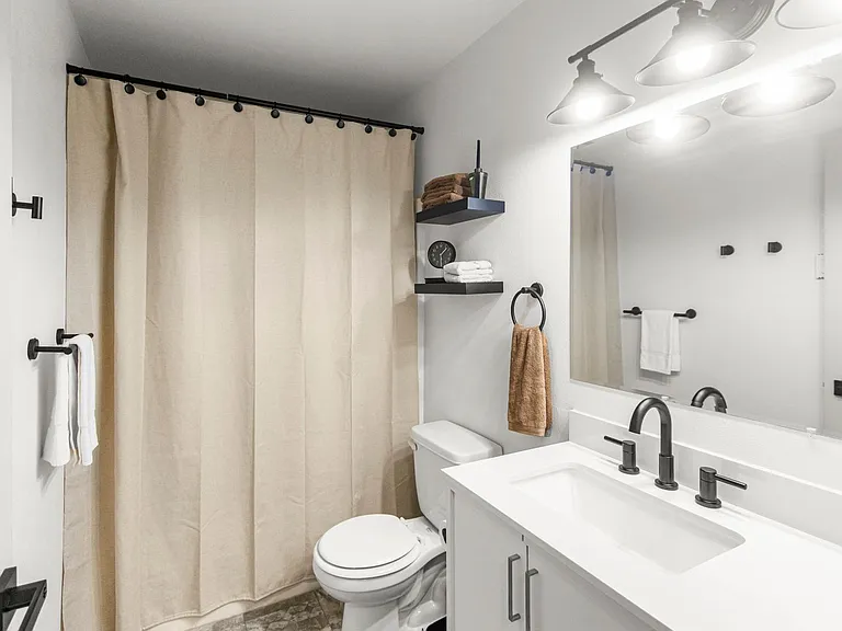 3 Martha Rd #C — Photo 9