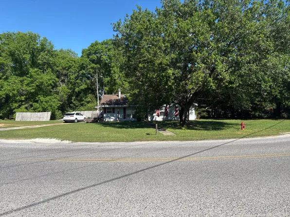 1591 Hubert Pierce Rd, Semmes, AL 36575