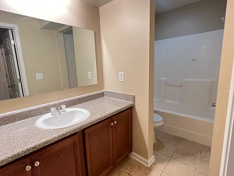 321 Village Dr — Photo 19